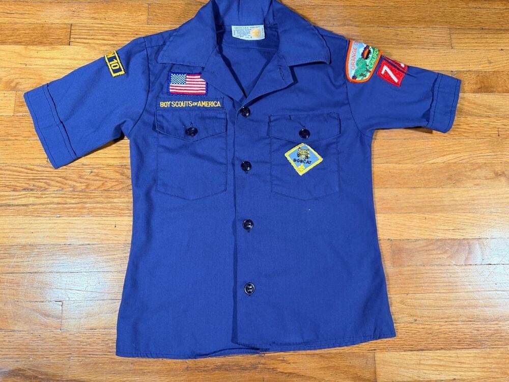 Vintage Cub Scout BSA Blue Uniform Shirt Youth Size 8 Patches USA Made